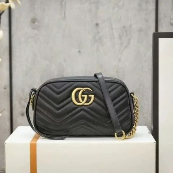 Gucci GG Marmont small matelasse shoulder bag - Picture 1 of 7